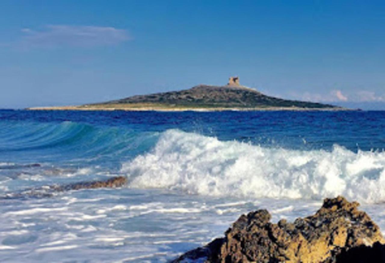 Appartamento 60 Mq A 800 Mt Dalla Spiaggia カパーチ エクステリア 写真